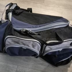 Ozark Trail Duffel Bag Camping Fishing Travel Gear Side Pockets And Wet Pocket