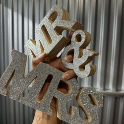 Mr & Mrs Block Letters 