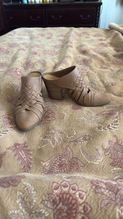 Heels $15/ Size 5.5