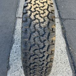 (1) 33x10.50R15 Bfgoodrich All Terrain 
