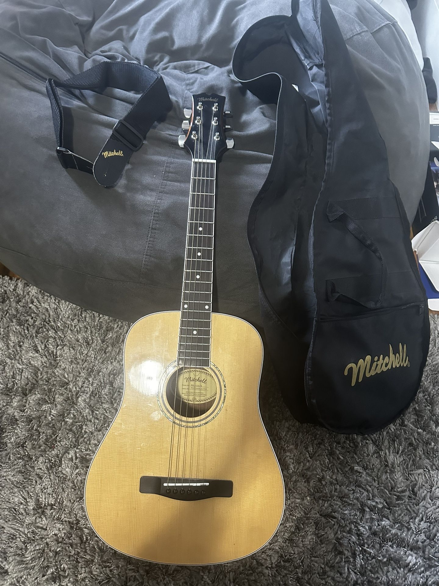 Mitchell Youth Acoustic Guitar 