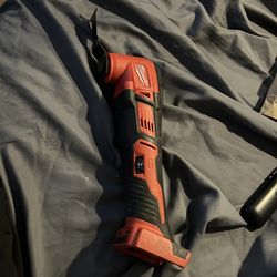 Milwaukee oscillating tool