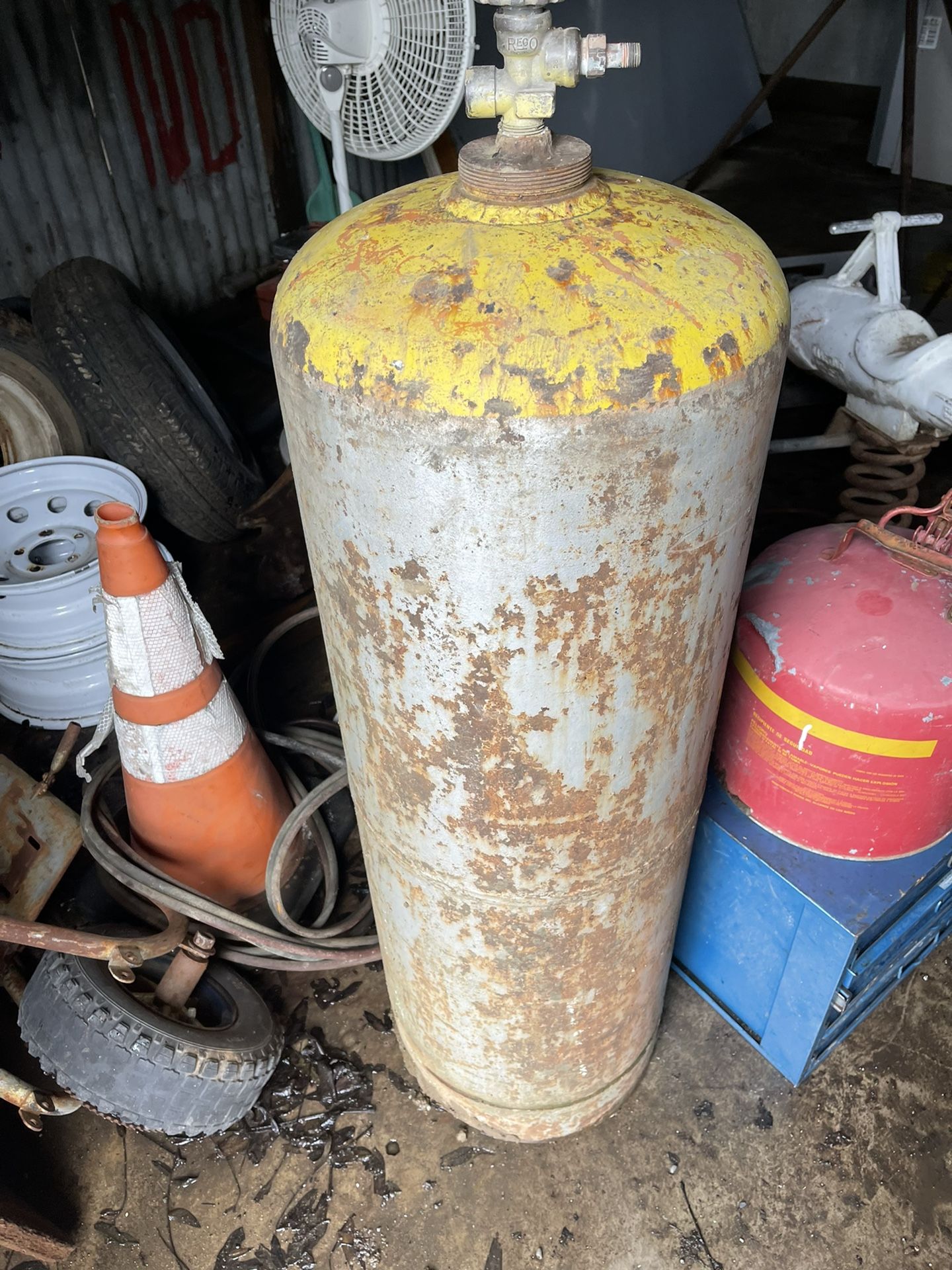 Acetylene Tank Monster Size