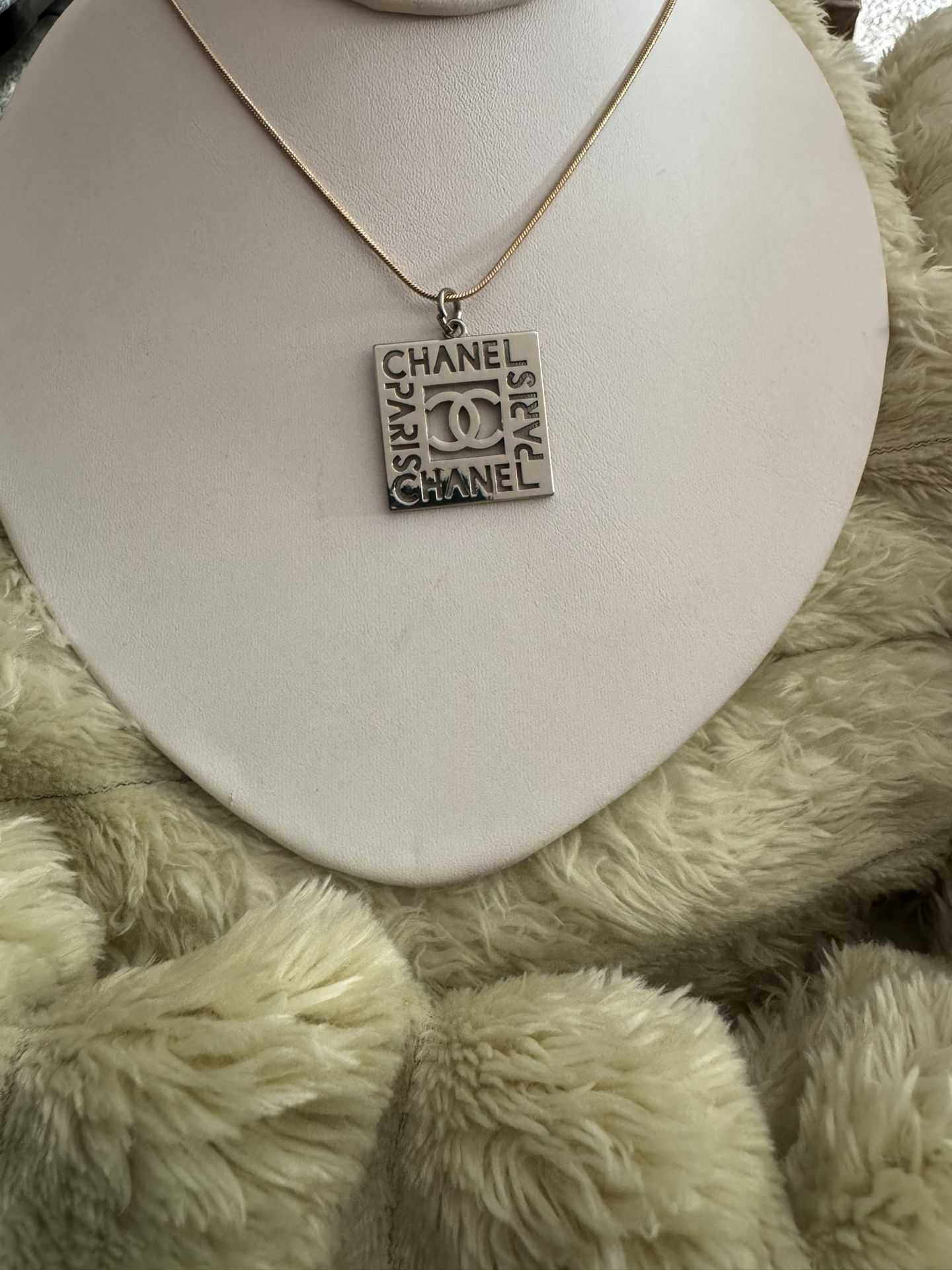 Vintage - Larger Classy Chanel Zipper Pull comes with 20" Chain