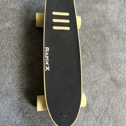 Razor electric Cruiser Skateboard
