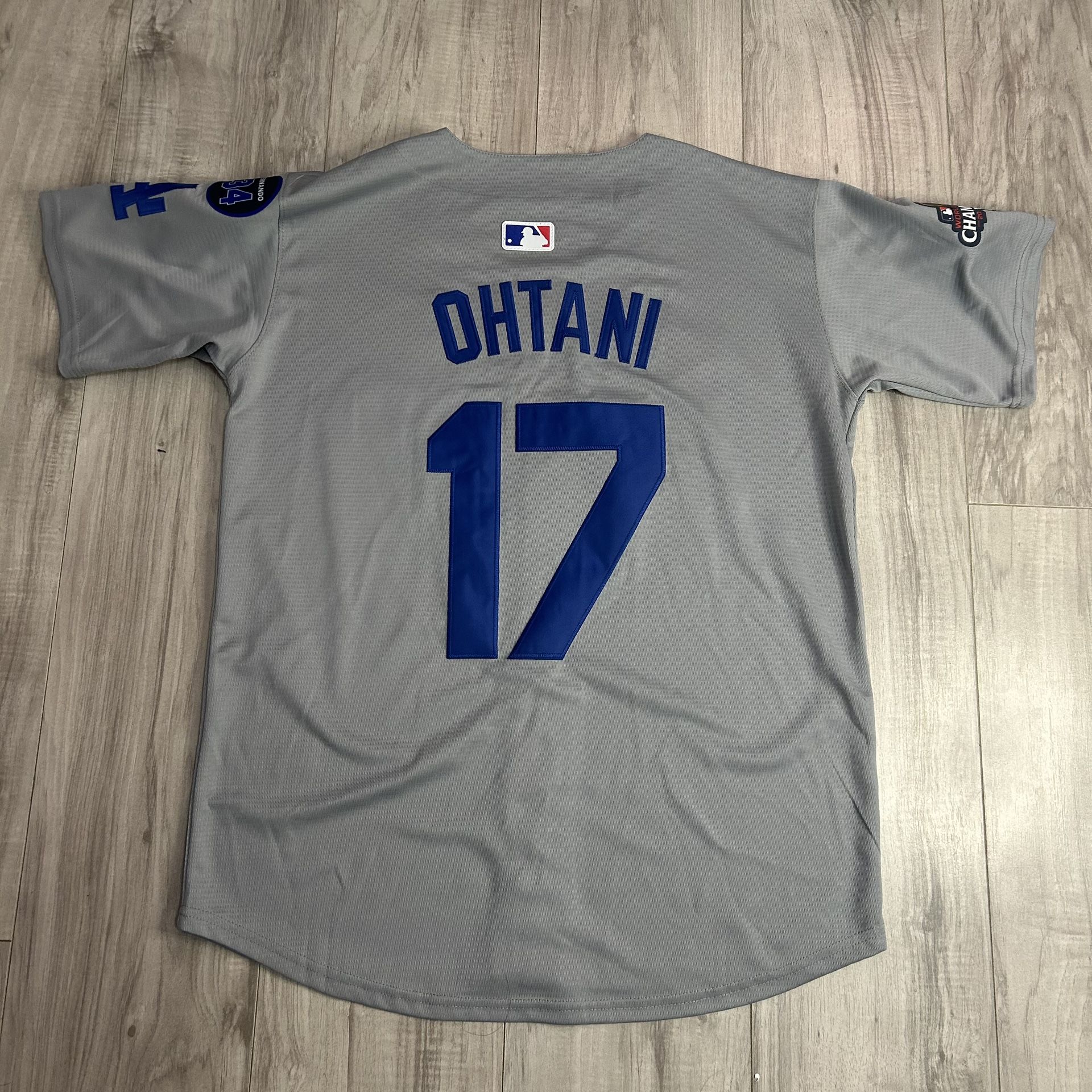 Official LA Dodgers Ohtani Gray Champions Patch