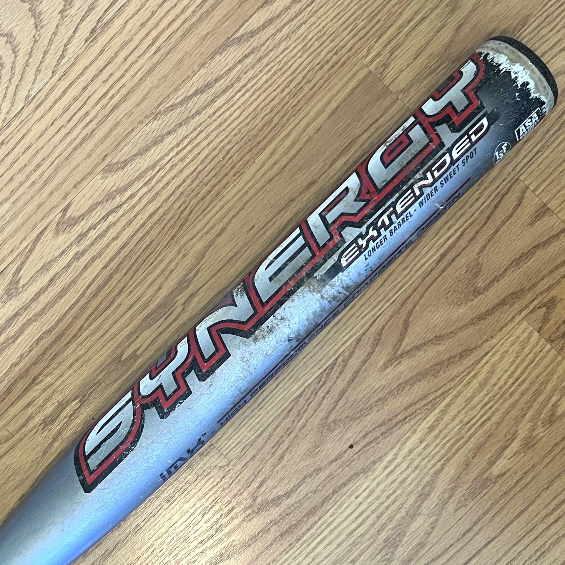 Easton Synergy Extended Softball Bat