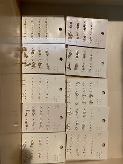 Various Woman’s Custom Jewelry Earrings (Brand new)