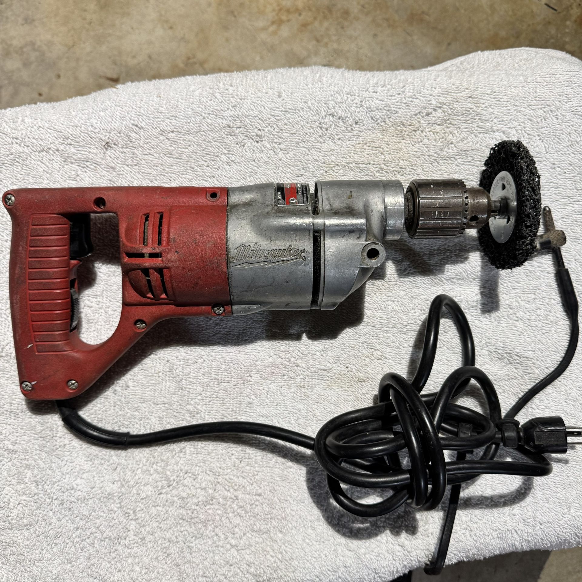 Milwaukee 1101-1 1/2” Heavy Duty Corded Drill – Pro-Grade Power!