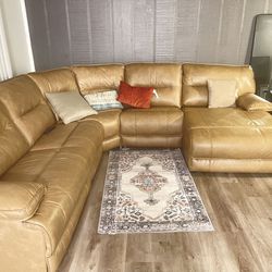 5 Piece Beige Sectional