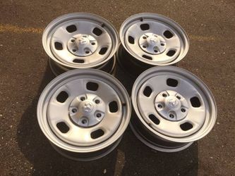 ///// 17" DODGE RAM DAKOTA DURANGO WHEELS NEW TAKEOFFS //////