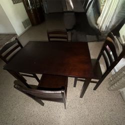 Kids Dining Table 