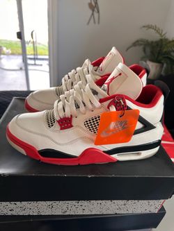 Air Jordan 4 Retro