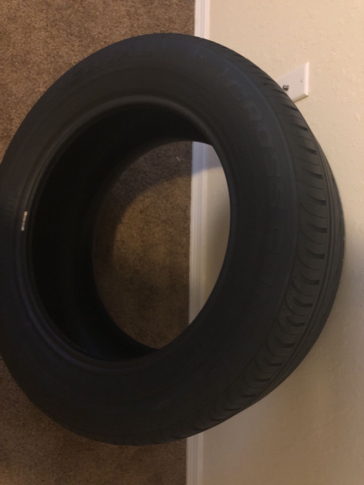 Continental 255/55/R18 cross contact tire