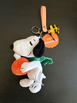 Starbucks x Peanuts Snoopy Plush Bag Charm