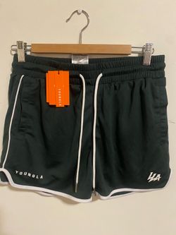Youngla 5 inch inseem green shorts