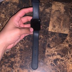 I Phone XS With Apple Watch 