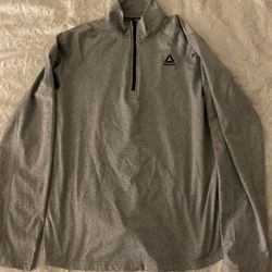 Reebok Men’s Gray Sweatshirt Size L