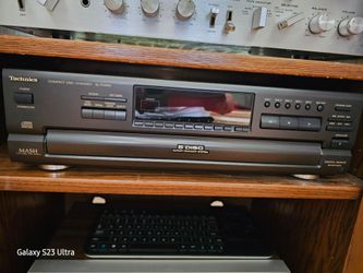 Technics compact disc changer