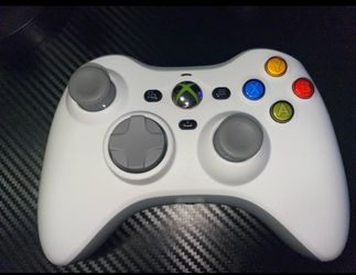 Hyperkin Xenon Wired Controller for XBOX One/Series X|S & Windows 10|11 PC