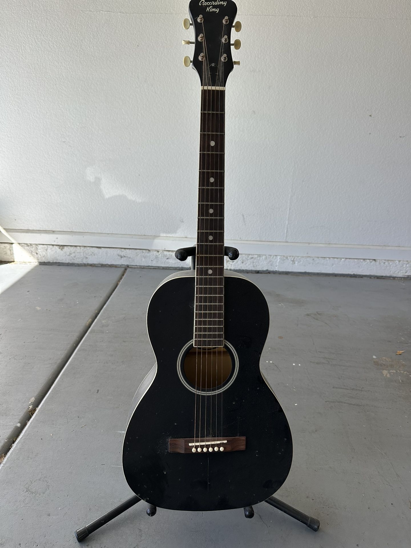 Recording King Guitar