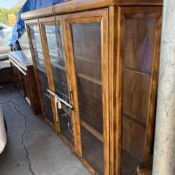 Wooden Glass Diner