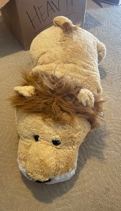 Big lion plush toy stuffed animal