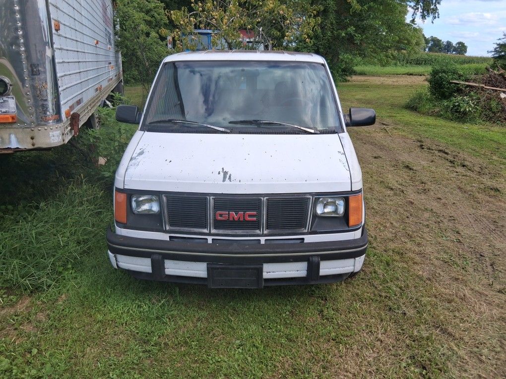 1993 GMC Safari