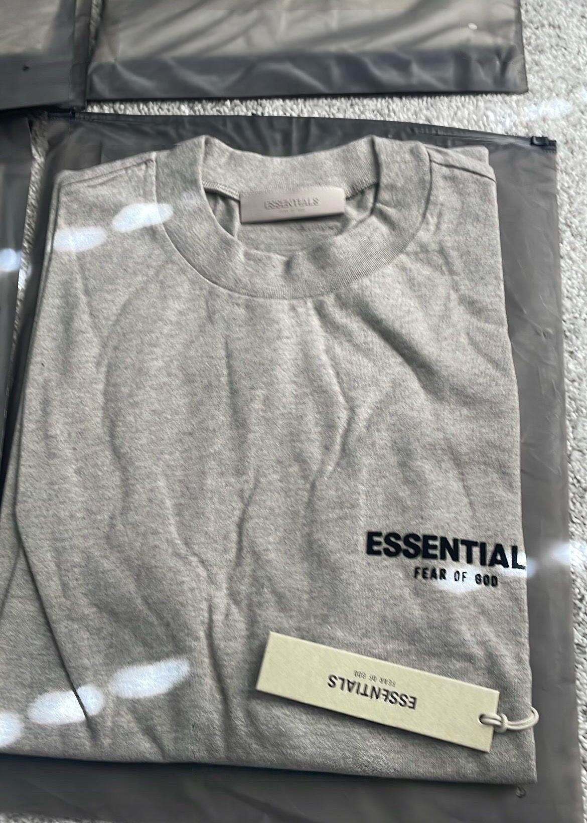 Dark oatmeal essentials tee