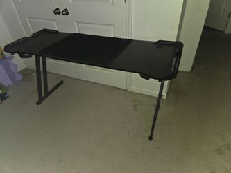 Gamer desk
