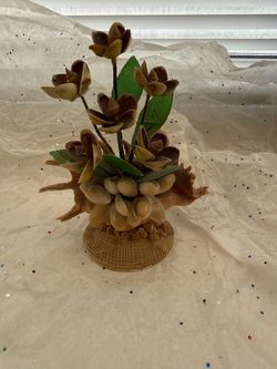 Seashell Flower Arrangement Figurine