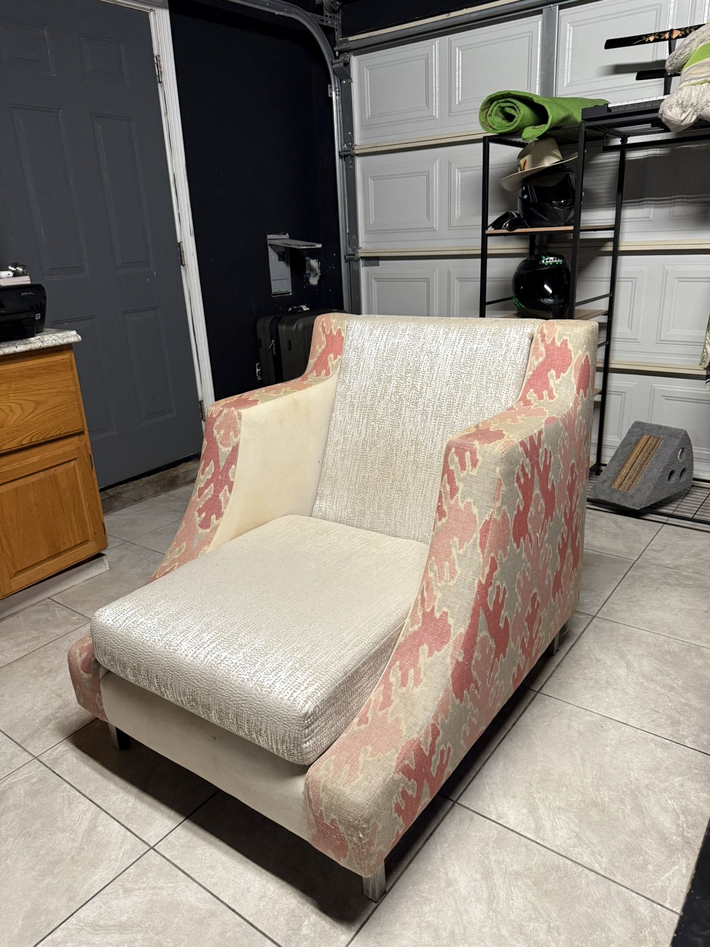 Chair / Couch