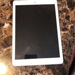 Apple iPad Air 