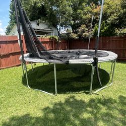 Trampoline 