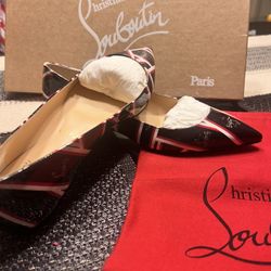 Brand New Christian Louboutin Flats Patent Ribbon