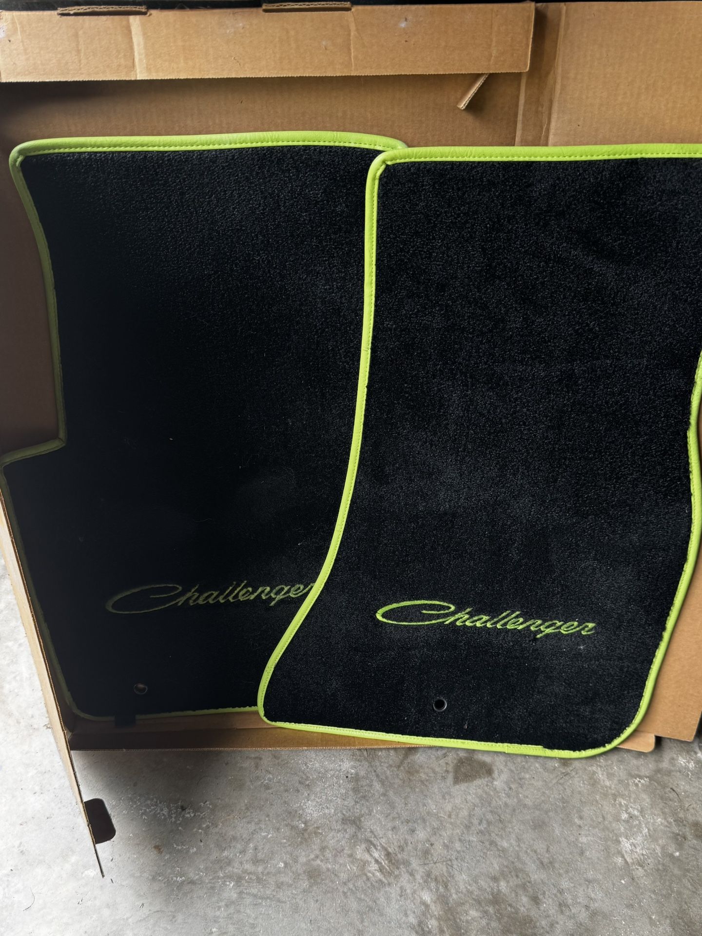 Dodge Challenger Floor Mats ( Black With Sublime Green )