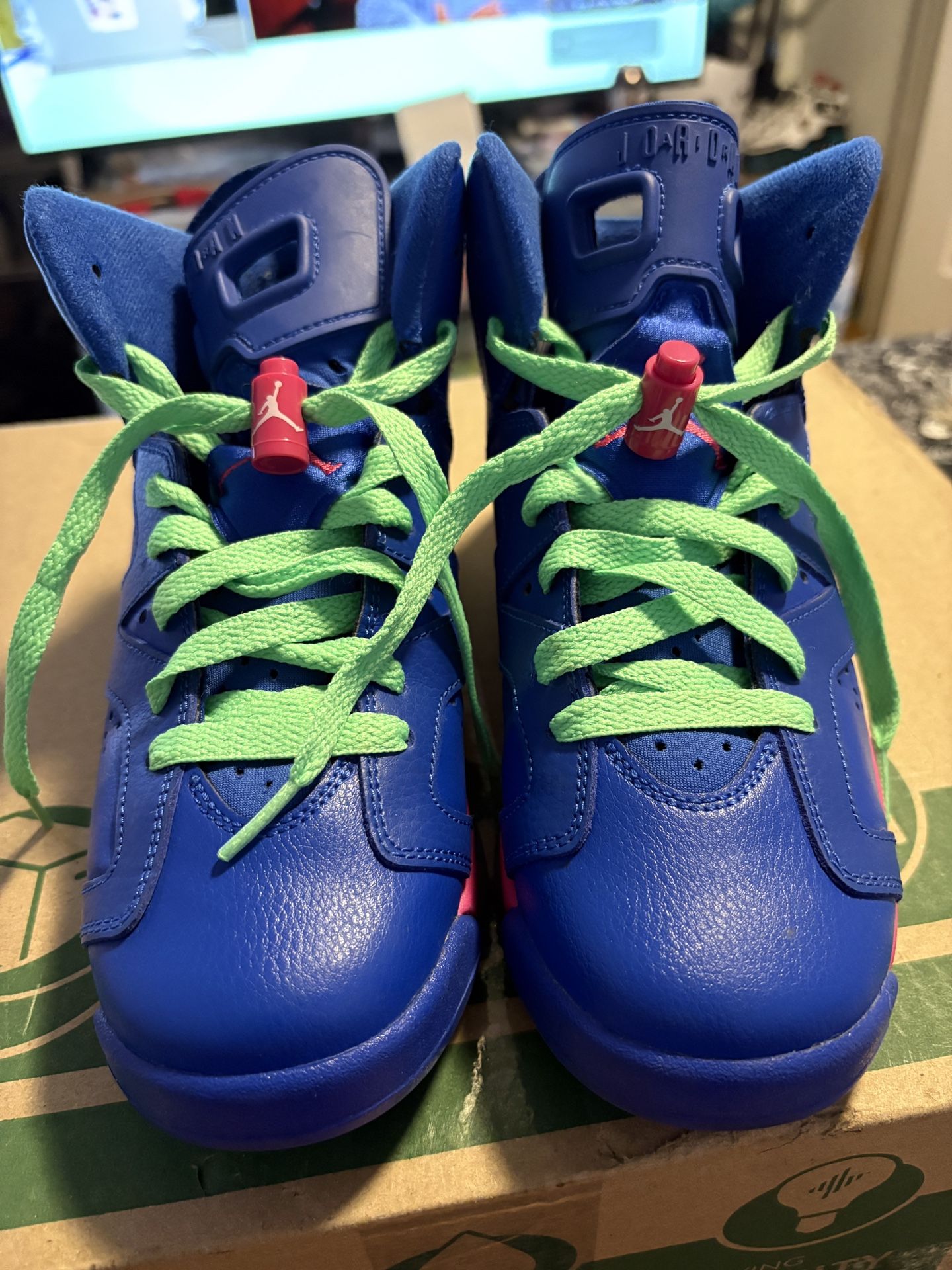 Jordan 6 Retro