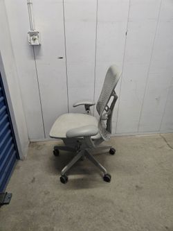 Herman Miller Mirra Ergonomic Task Chair