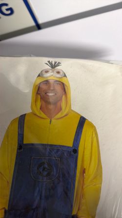 Minion Adult Halloween Costume