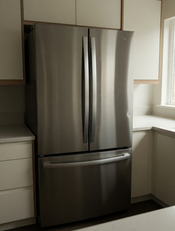 2025 GE GNE27JYMFS French Door Refrigerator - Like New 27 cu ft - Venus, TX