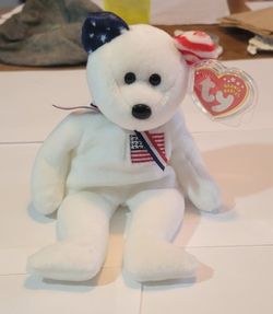 Ty Beanie Baby (America, the Bear)