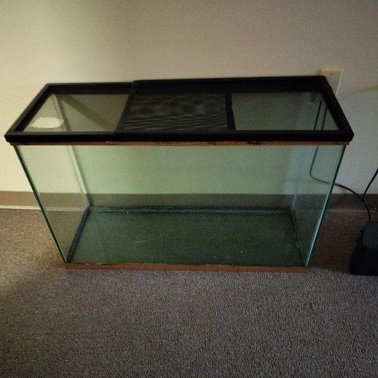 Aquarium Or Reptile Tank