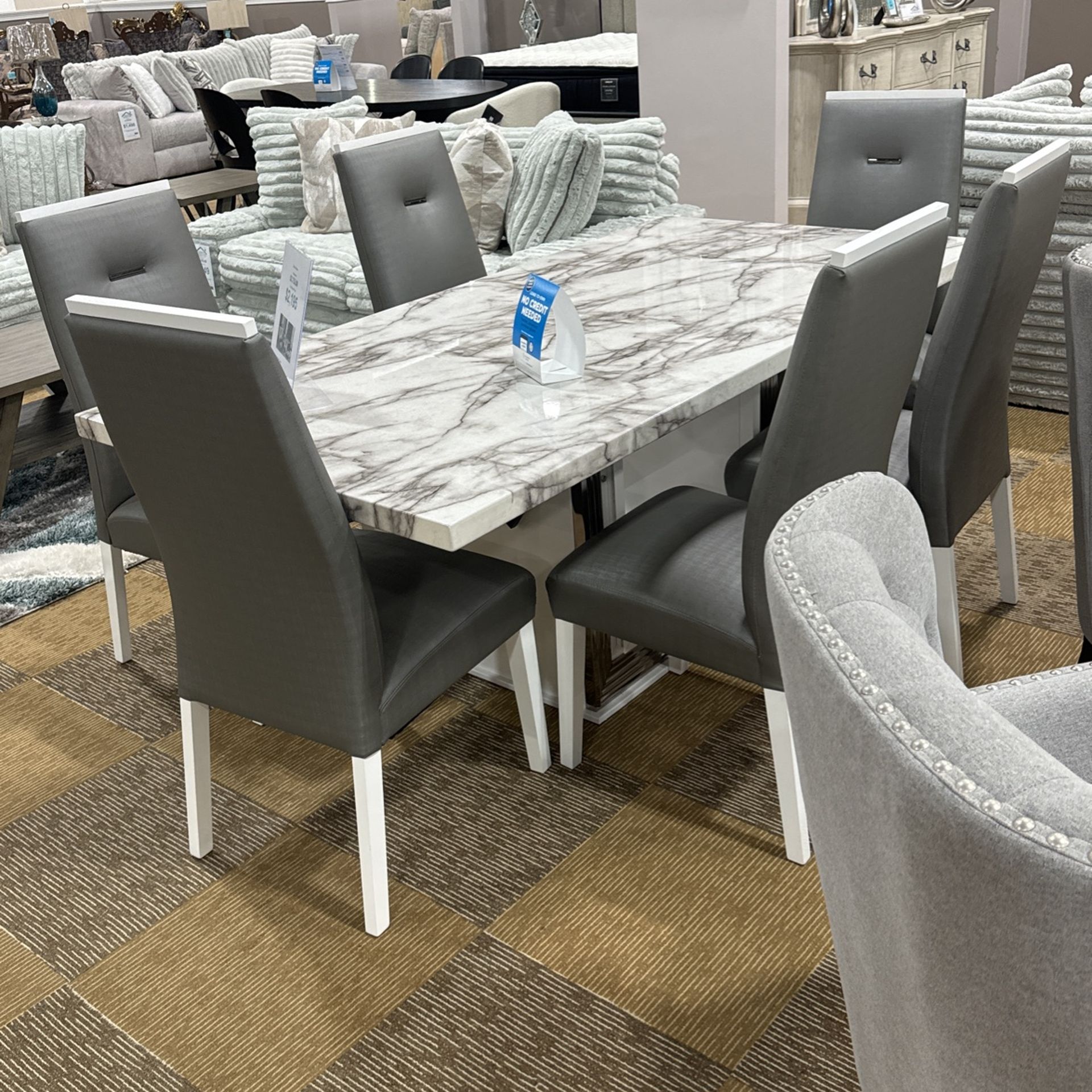 Fox Marble Dining Room 7 Piece Set