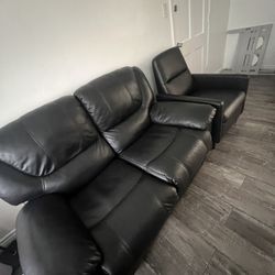 Black Manual Reclining  Couch (2 Pieces)