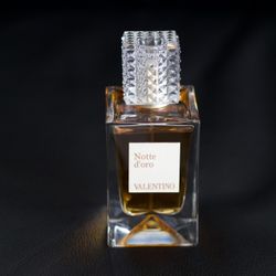NOTTE D'ORO PARFUM, Valentino