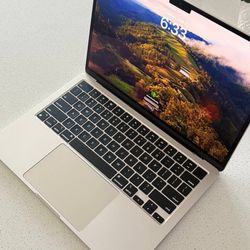 Apple - MacBook Air 13-inch Laptop - M3 chip - 8GB Memory - 512GB SSD - Starlight