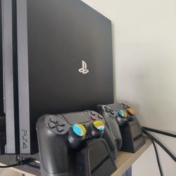 PS4 Pro for Sale in Vista, CA - OfferUp