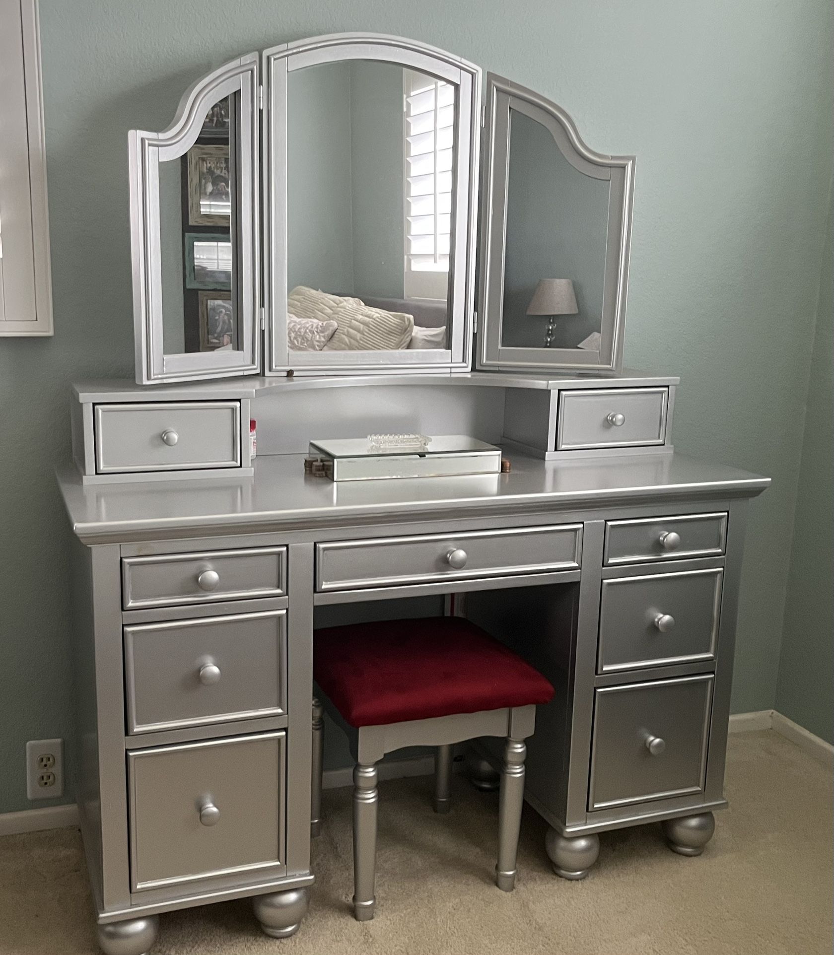 Silver Vanity + Trifold Mirror + Stool