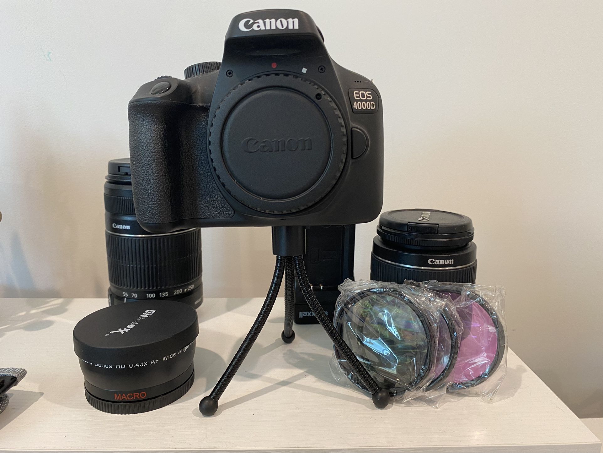 Canon camera Bundle 