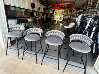 Clearance! Brand new set of four counter height Bar stools only $225